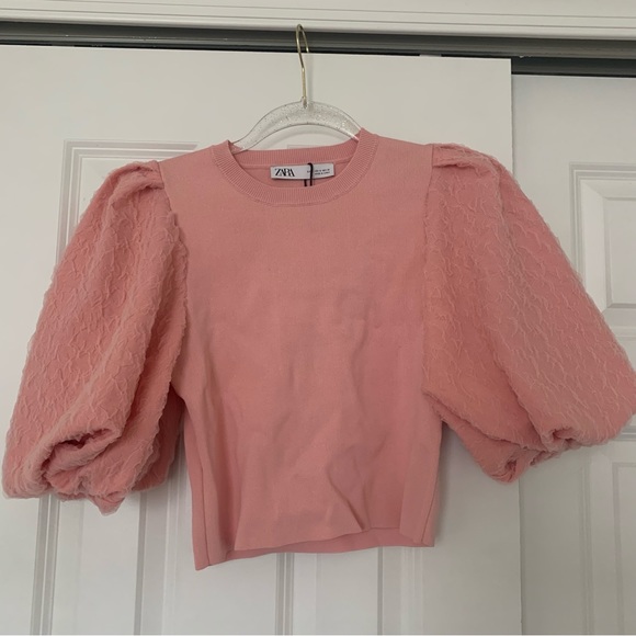Zara Pink Top with Puff/Ruffle Sleeves - Picture 3 of 4